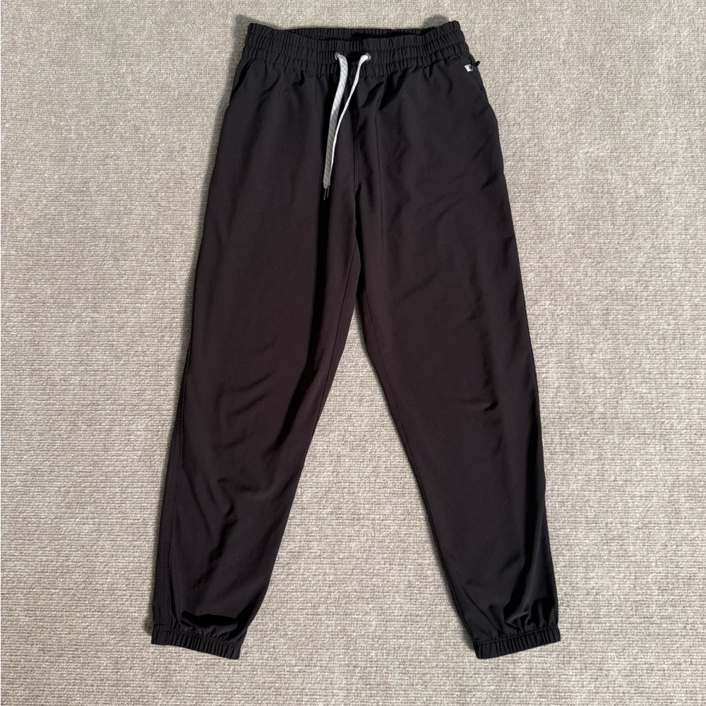 Vuori Black Weekend Jogger – Women’s Small – Lightweight Athleisure Gym Pants - Picture 3 of 8